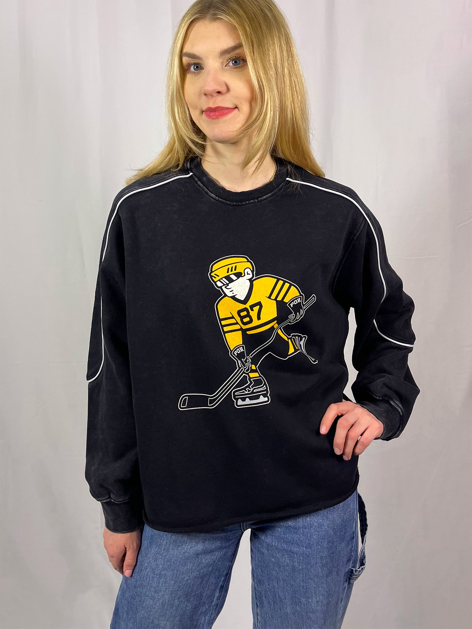 Women's Cropped Sweatshirt