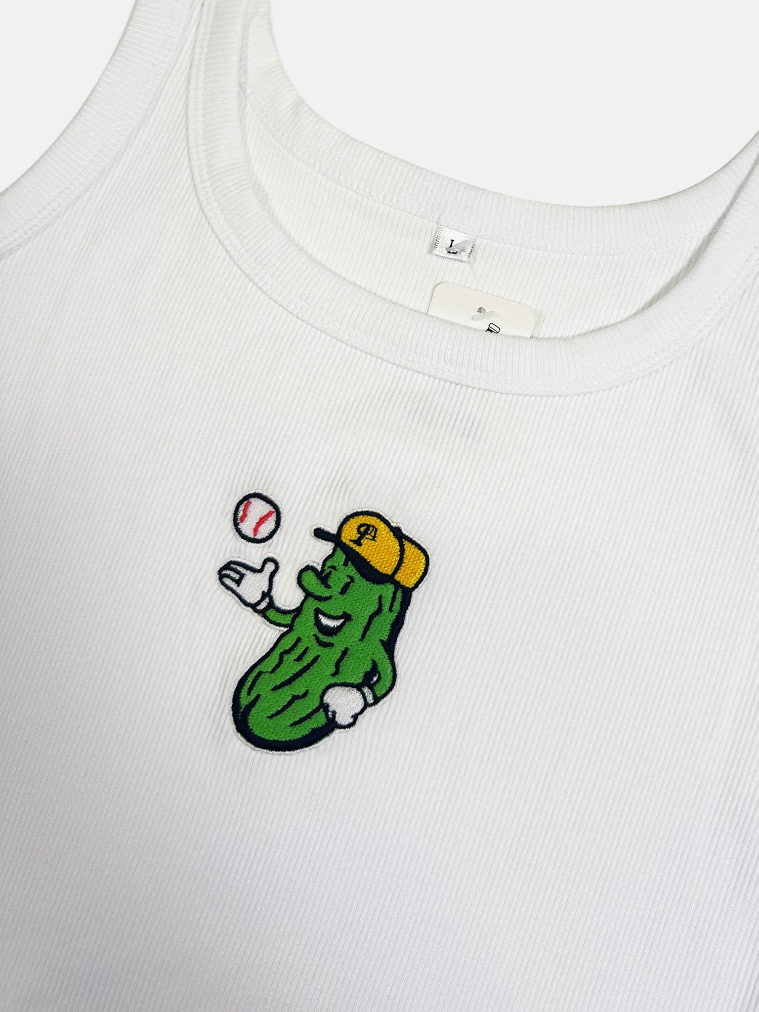 Embroidered Tank Top - L